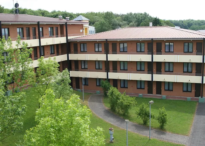 Sportschule - Sportpark-hotel فندق بيتبورغ