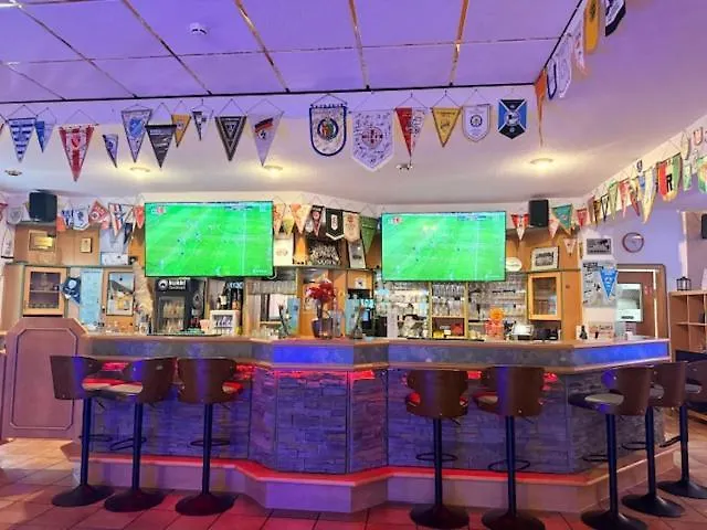 Sportschule - Sportpark-hotel فندق بيتبورغ