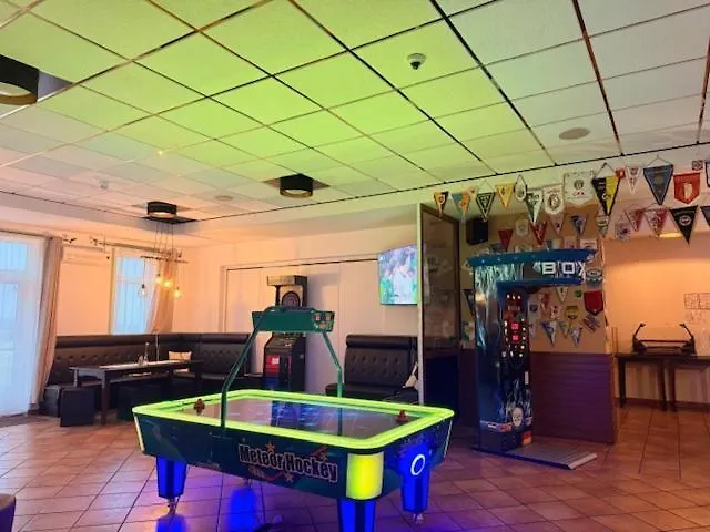 فندق Sportschule - Sportpark-hotel بيتبورغ