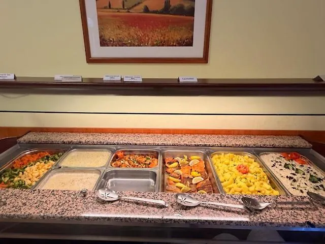 Sportschule - Sportpark-hotel فندق بيتبورغ