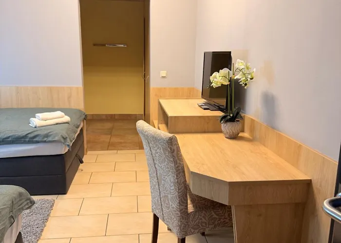 فندق Sportschule - Sportpark-hotel بيتبورغ