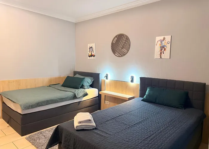 Sportschule - Sportpark-hotel فندق بيتبورغ