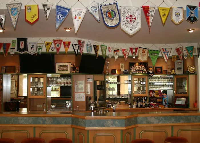 Sportschule - Sportpark-hotel فندق 3*