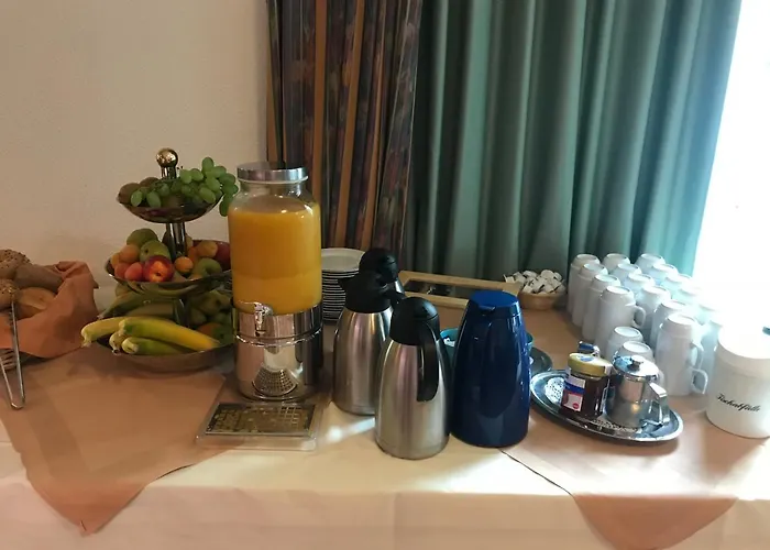 Sportschule - Sportpark-hotel فندق 3*