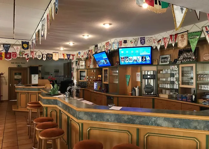 Sportschule - Sportpark-hotel فندق بيتبورغ